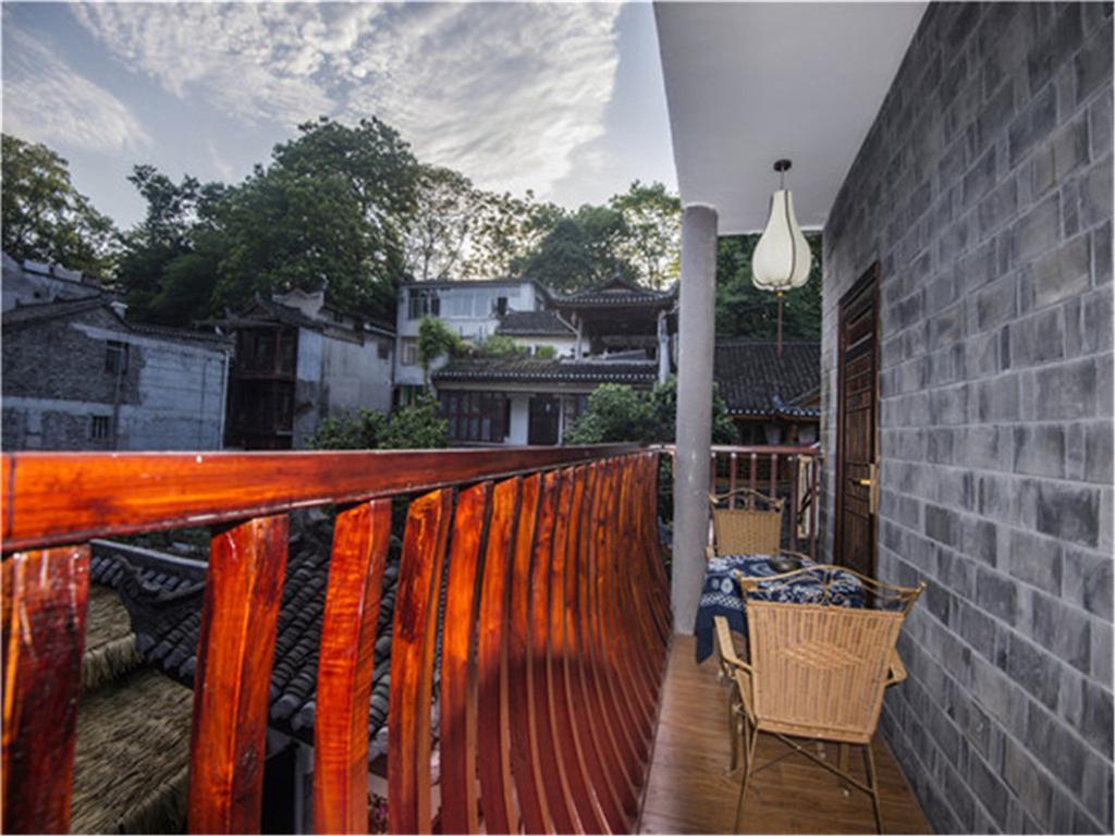 Oriental Inn Phoenix Puyuan Branch Fenghuang Εξωτερικό φωτογραφία